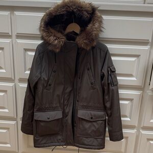Women’s olive green Parka with Faux Fur Hood